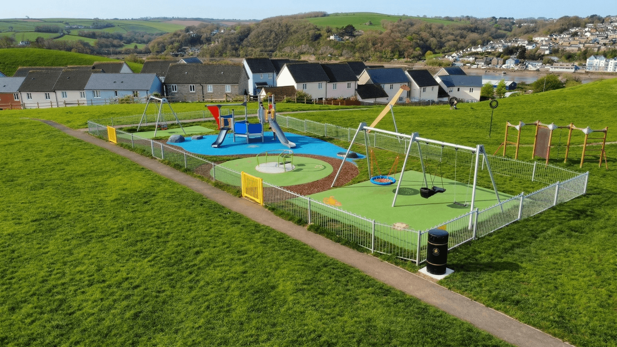 Pollyfield Play Area 2