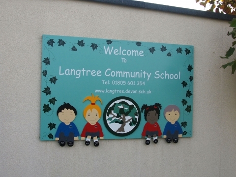 Langtree Primary School Trim Trail equipment