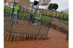 Bow Topped Fencing